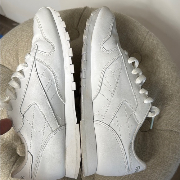 Reebok Classic White Leather Sneakers - Picture 6 of 7